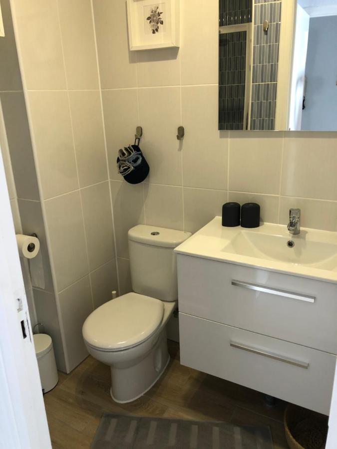 Trinidad Mit Netflix Apartament